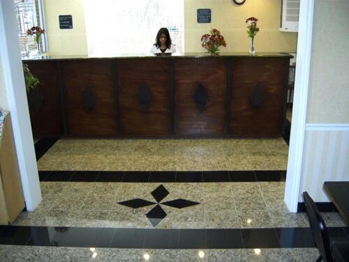Travelers Inn & Suites Sumter Bagian luar foto